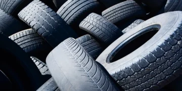 L'une des plus grandes sources de pollution microplastique n'est pas les pailles ou les sacs d'épicerie, mais vos pneus