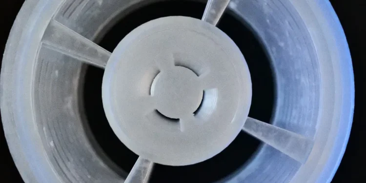 Cet écran acoustique plus intelligent bloque plus de bruit sans bloquer l'air