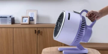 Vague de chaleur : faut-il céder au climatiseur mobile ou miser sur le ventilateur brumisateur ?