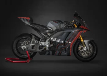 IAA Mobility 2025 : Ducati dévoile à Munich une moto électrique dotée de batteries solides QuantumScape