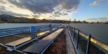 Faradae installe sa première unité de stockage d’énergie sur mesure dans un établissement médico-social près de Lyon