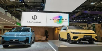 Leapmotor dévoile son coupé B05 et lance en Europe le SUV électrique B10