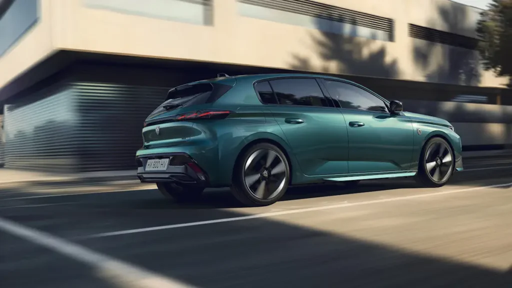 PEUGEOT E308