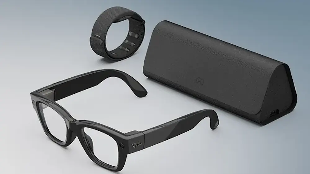 Le SET complet des lunettes + Bracelet - Crédit : META