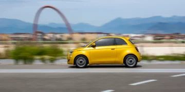 Fiat 500 Hybrid Torino : la citadine italienne retrouve ses racines à Mirafiori