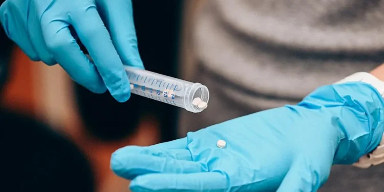 Quand les os cassés repoussent rapidement grâce à un implant biodégradable