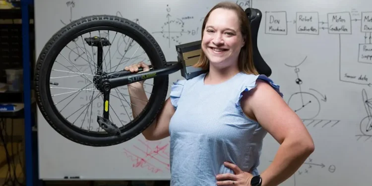 Un monocycle robotisé alimenté par l'IA pour étudier la façon dont les gens apprennent des compétences motrices complexes