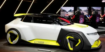 L’Opel Corsa GSE Vision Gran Turismo débarque dans Gran Turismo® 7 : quand le virtuel électrise le réel