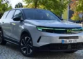 Avec Opel, la voiture autonome adopte un langage visuel inédit pour la sécurité routière