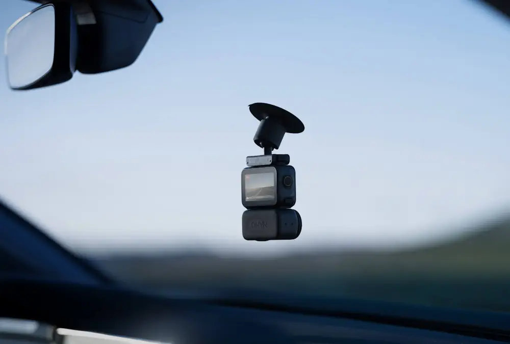 Crédit : DJI - Le dispositif fixé sur le parebrise de votre véhicule