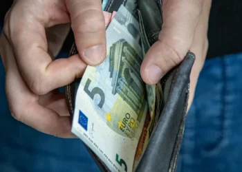 « Conservez de l’argent liquide » : pourquoi la Banque centrale européenne recommande de garder des espèces chez vous