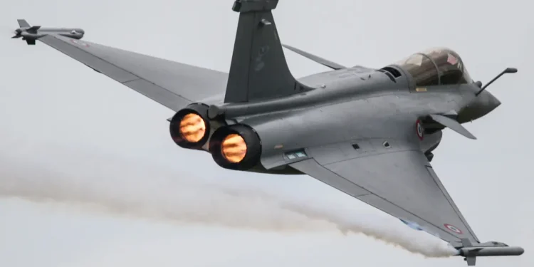 Dassault Aviation inaugure à Cergy une usine neuve pour accélérer la fabrication du Rafale et du Falcon