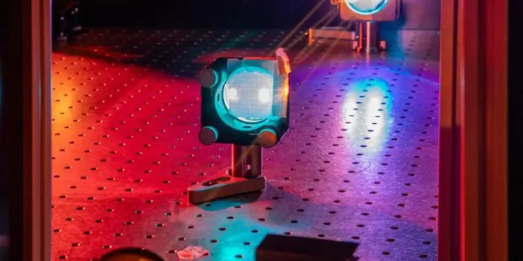 Interaction lumière-matière avec une recherche innovante axée sur l'électronique ultrarapide