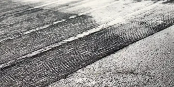 Des chercheurs créent un textile intelligent pour anticiper l’usure des chaussées