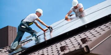 Autoconsommation vs revente : quelle stratégie énergétique choisir ?