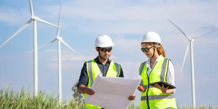 De plus en plus de Français choisissent d'investir dans les énergies renouvelables à travers le financement participatif