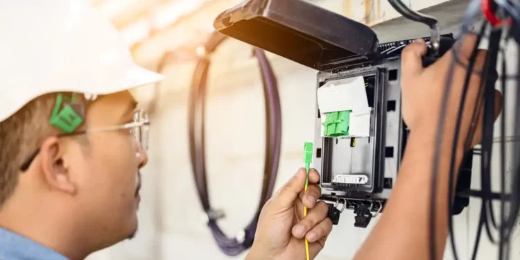 Le gouvernement dévoile les détails de son aide au raccordement à la fibre optique