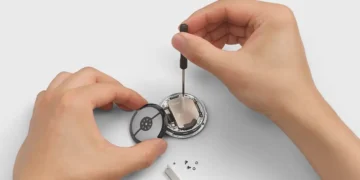 Fini le tout-jetable : la Pixel Watch 4 adopte (enfin) une batterie remplaçable​