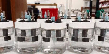 Des batteries sodium-ion pour une énergie plus verte et même rendre l'eau de mer potable