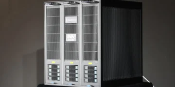 Un supercalculateur qui tient dans un mini-frigo et consomme dix fois moins d'énergie