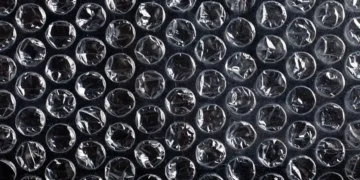 Des chercheurs développent un système d'essai acoustique sans alimentation utilisant l'éclatement de bulles d'emballage