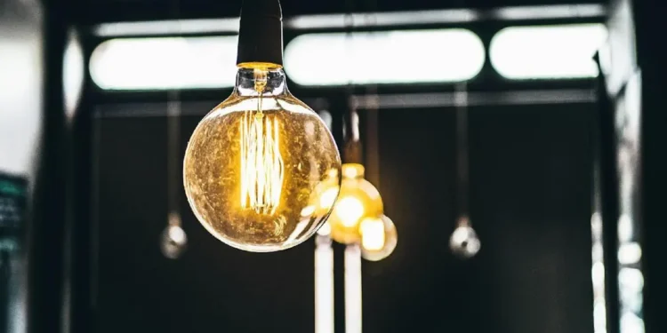 Pourquoi changer de fournisseur d’électricité peut faire baisser votre facture ?