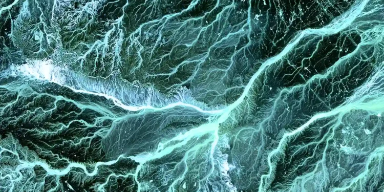 Un modèle alimenté par l'IA prédit les inondations et améliore la gestion de l'eau dans le monde entier