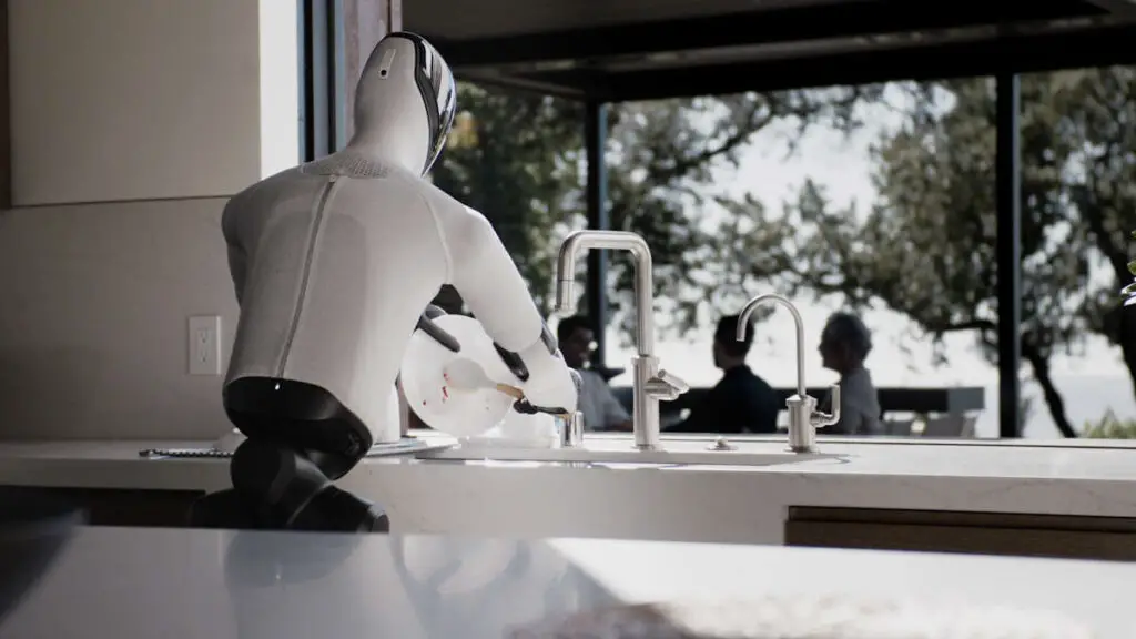Figure AI lave la vaisselle à la main - Crédit AI