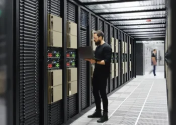 Samsung déploie plus de 50 000 GPU NVIDIA pour automatiser l’ensemble de sa production mondiale