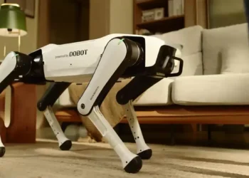 Dobot dévoile son robot chien Rover X1 à un prix abordable