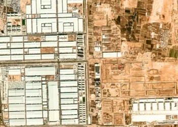 BYD construit l'usine de voitures électriques la plus grande du monde.