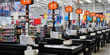 L'effet « supercentre » : comment les grands magasins à guichet unique encouragent la surconsommation et le gaspillage