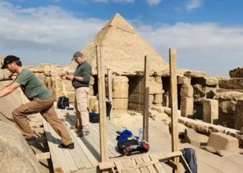 Deux cavités cachées dans la pyramide de Mykérinos révèlent une entrée secrète