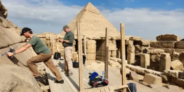 Deux cavités cachées dans la pyramide de Mykérinos révèlent une entrée secrète