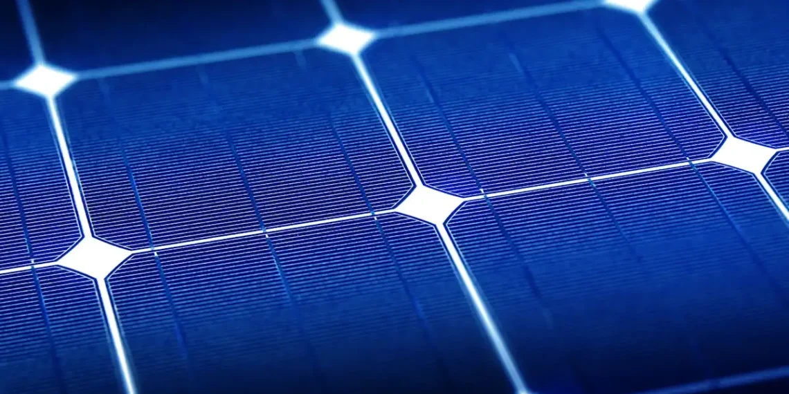 Des nanotubes de carbone rendent les panneaux solaires souples bien plus performants