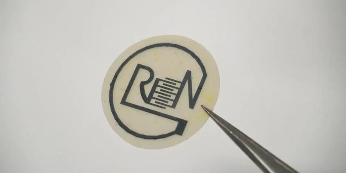 Le substrat du capteur intelligent. 2025 LMTS EPFL CC BY SA