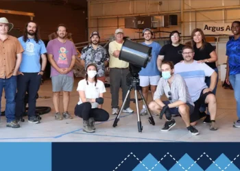 Des chercheurs développent le plus grand télescope de surveillance du ciel au monde