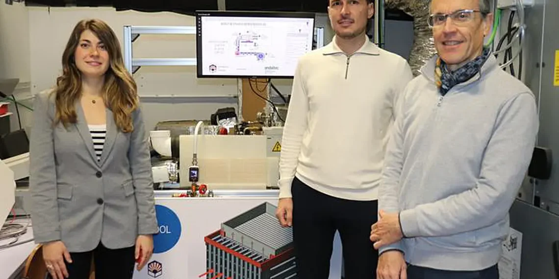 Researchers Paula Conrat, Francisco Comino and Manuel Ruiz de Adana, from the University of Cordoba