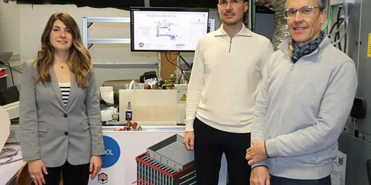 Researchers Paula Conrat, Francisco Comino and Manuel Ruiz de Adana, from the University of Cordoba