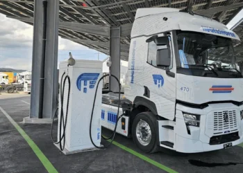 Le camion électrique suisse qui défie les limites de l'autonomie