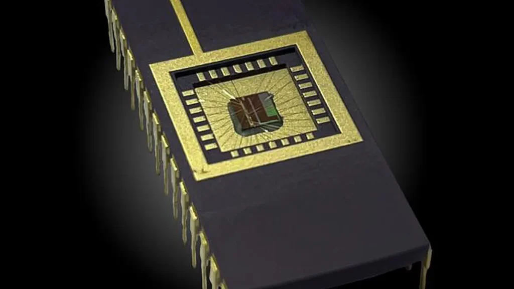 The integrated experimental chip, connected to the carrier chip via wire bonding, for the testing and characterization p