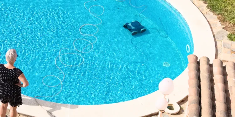 Comment choisir un robot piscine sans fil en 2026 ?