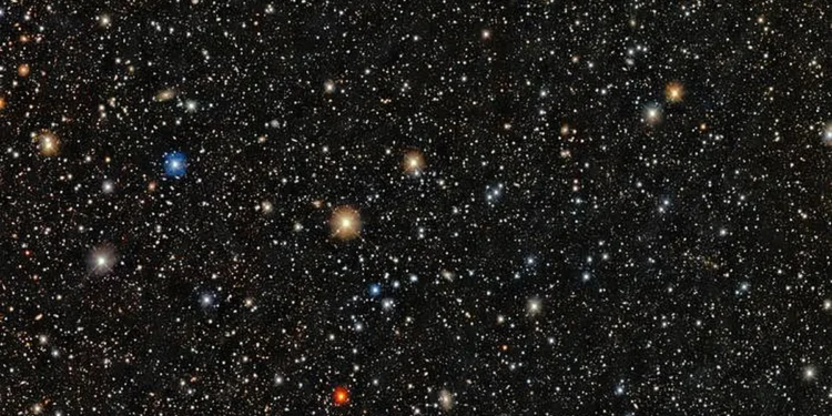 This image shows stars in the ultra-faint dwarf galaxy, Pictor II. Pictor II is a satellite galaxy of the Large Magellan