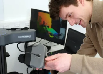 Un robot de recherche pense par lui-même