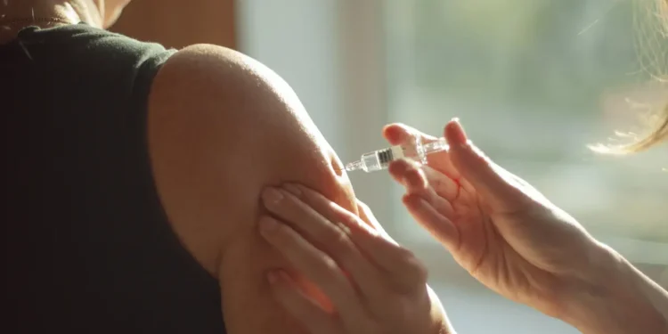 Épidémie de méningite B au Royaume-Uni : une alerte sanitaire "sans précédent" déclenchée dans le Kent