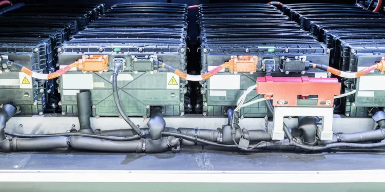 Un catalyseur bidimensionnel relance les batteries lithium-air