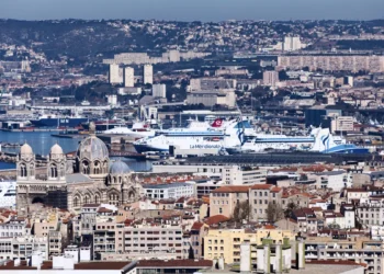 Marseille Fos électrifie ses quais pour les paquebots de croisière