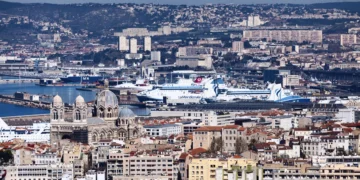 Marseille Fos électrifie ses quais pour les paquebots de croisière