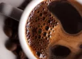 L'électrochimie capture le goût du café pour une tasse plus constante