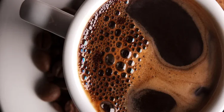 L'électrochimie capture le goût du café pour une tasse plus constante